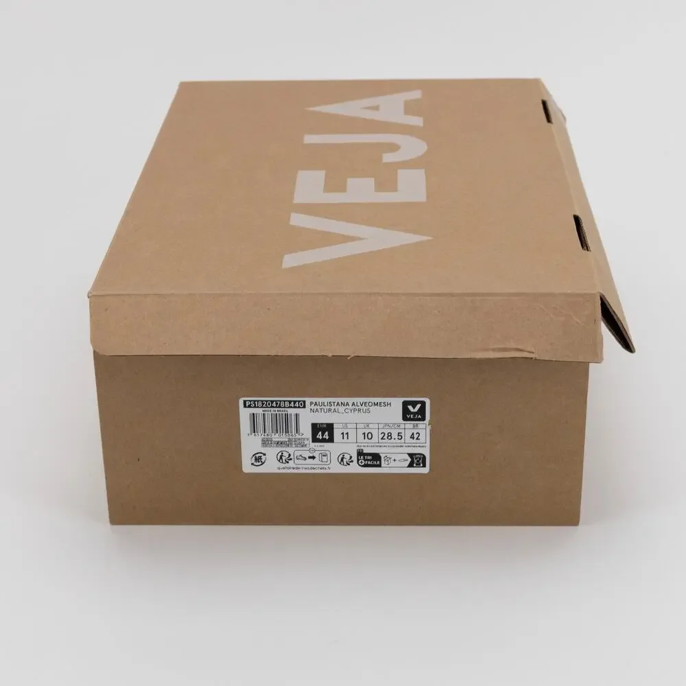 VEJA Men Paulistana Low Top Sneakers Natural Cyprus Size 11 US/ 44 EU